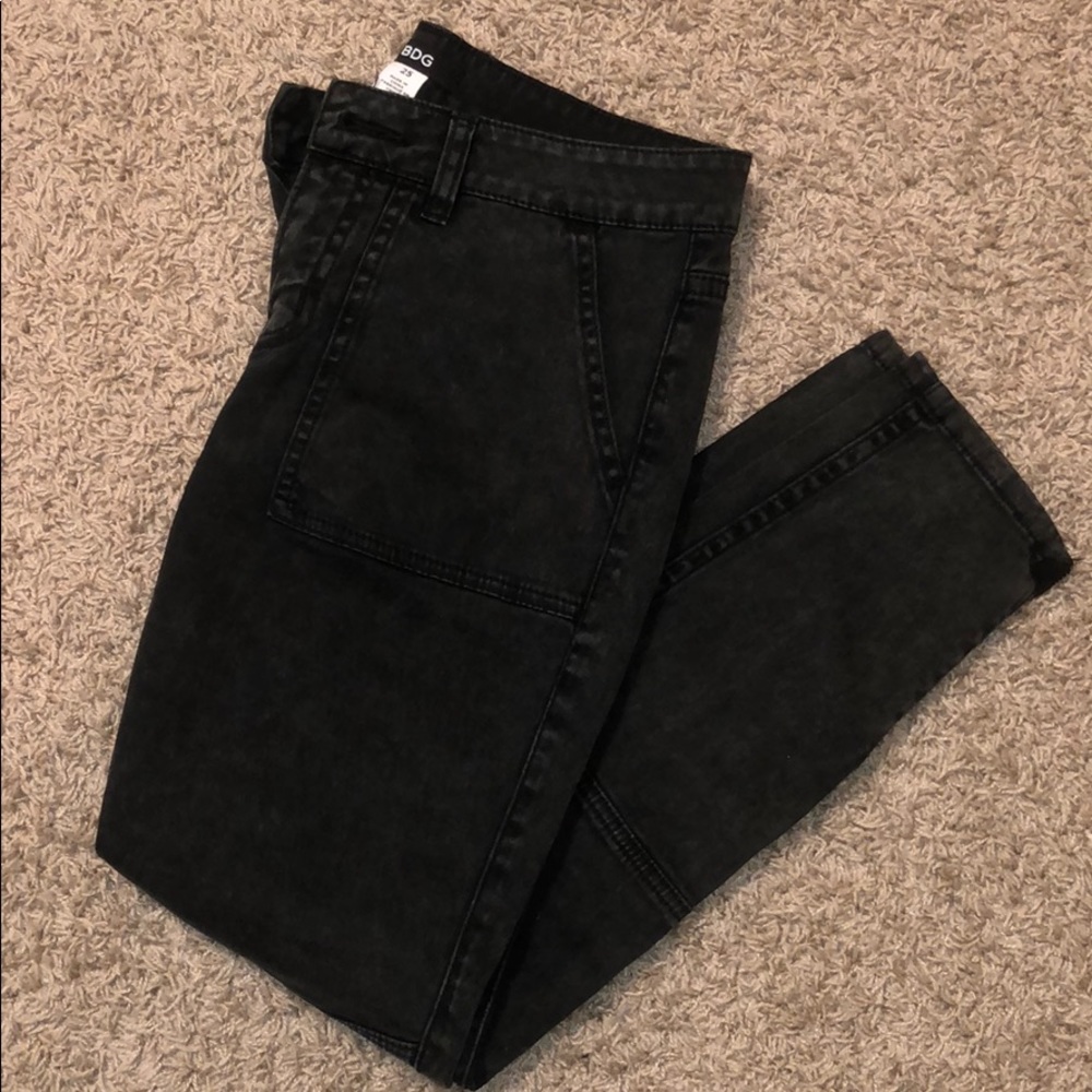 BDG Dark Wash Cropped Jeans